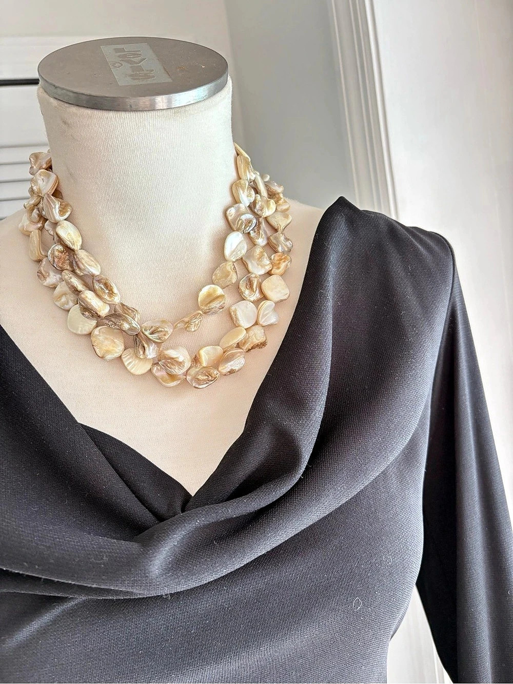 Layered Shell Statement Necklace in Cream & Gold